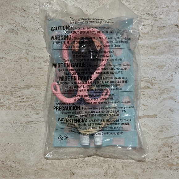 MADAME ALEXANDER 2007 MCDONALDS TOYS - Picture 5 of 5